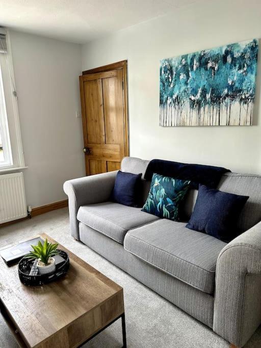 2-bedroom House In Town Centre Apartamento