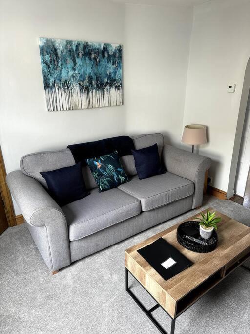 2-bedroom House In Town Centre *